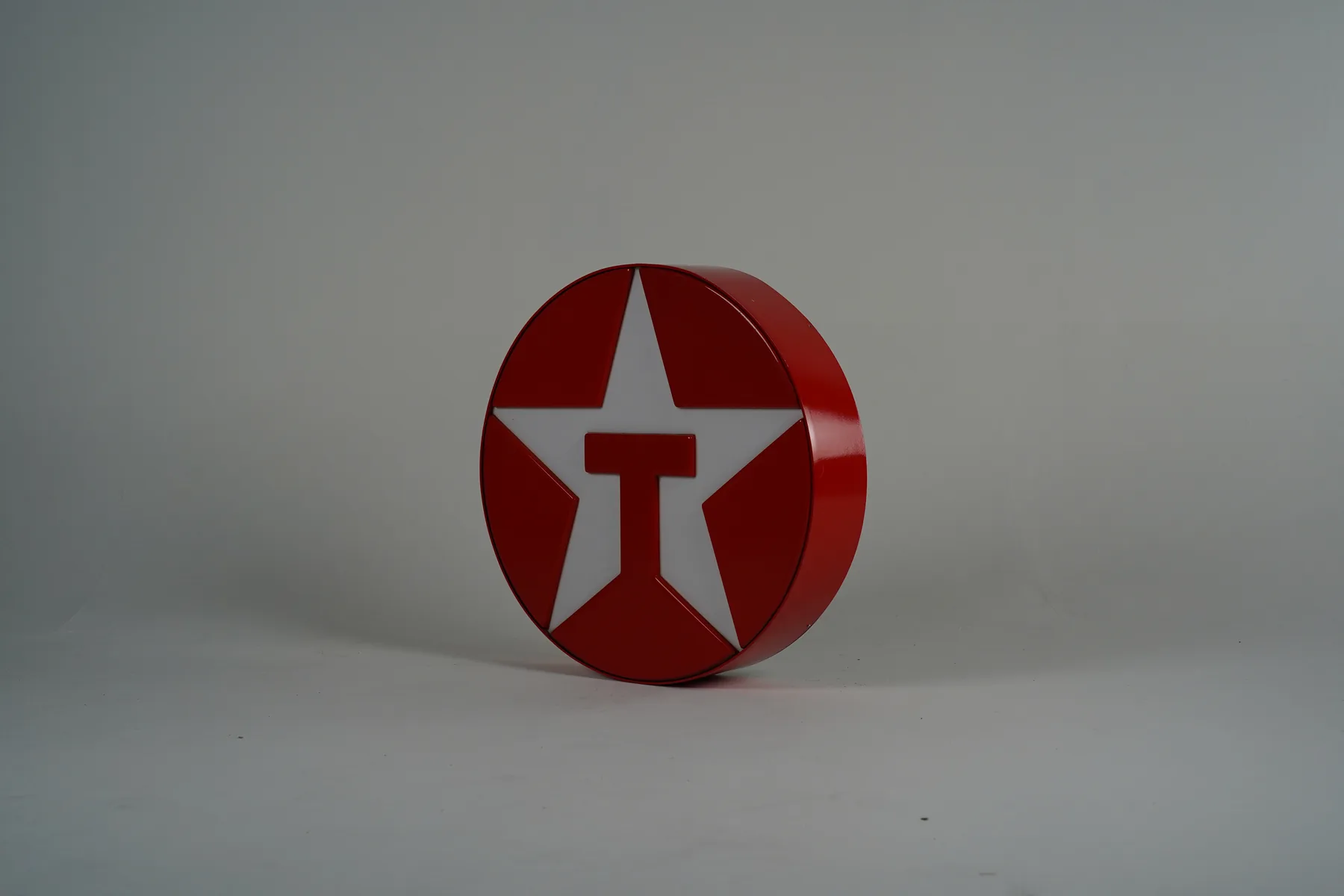Texaco - round sign - extra view 1