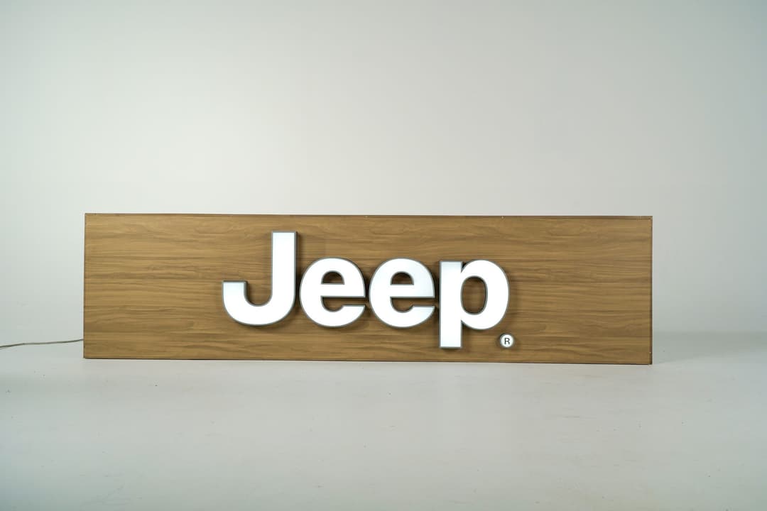 Jeep - Wooden wall sign (SOLD)